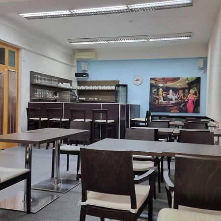 Hotel Rada Οστράβα Εξωτερικό φωτογραφία